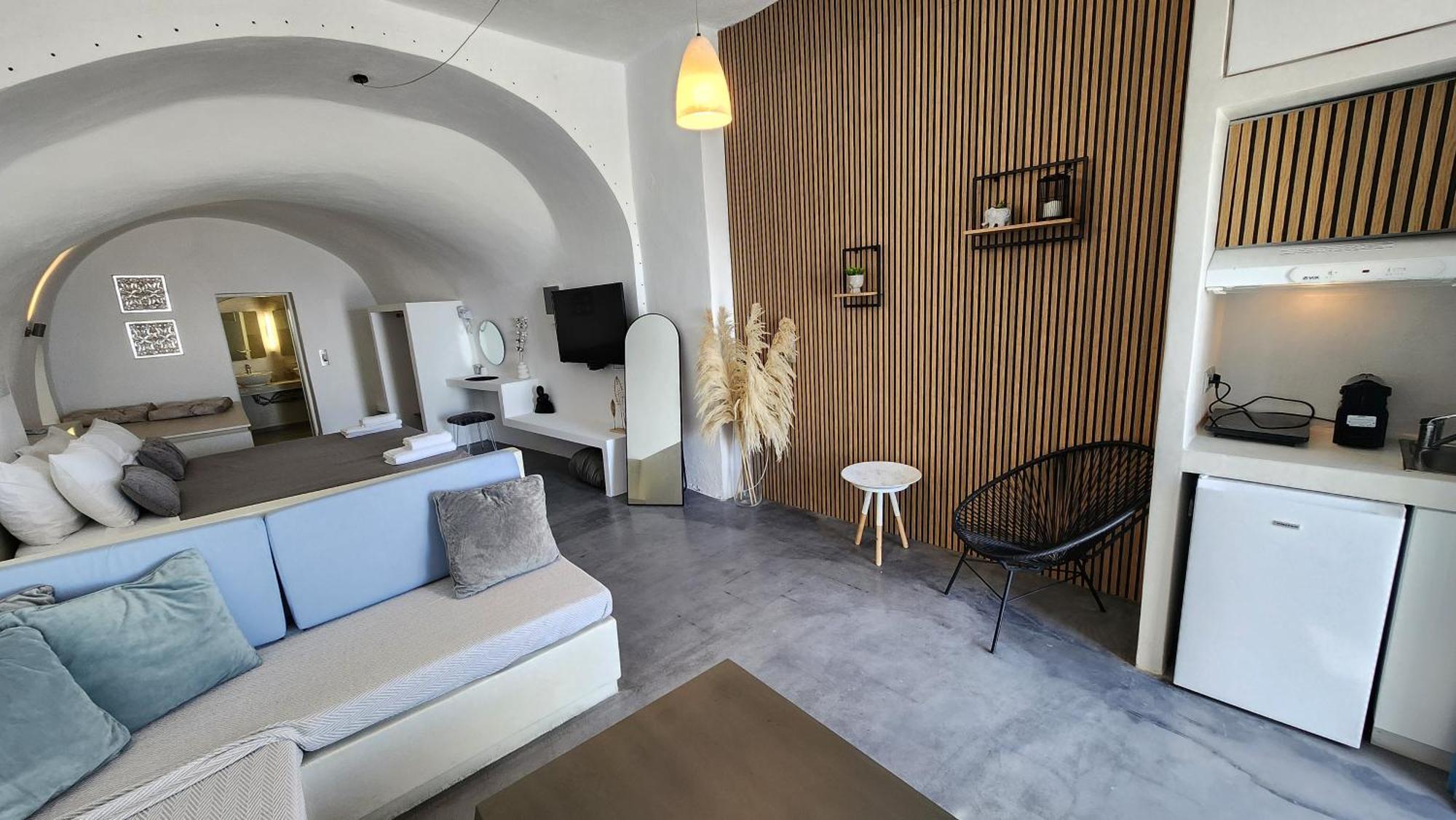 Euphoria Suites & Deluxe Studios ثيرا المظهر الخارجي الصورة